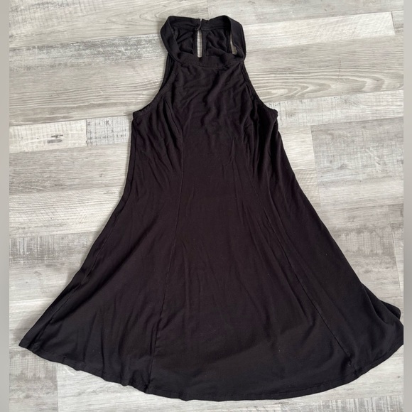 la hierbabuena Dresses & Skirts - Elegant Black Sleeveless Dress/Swim‎ Coverup